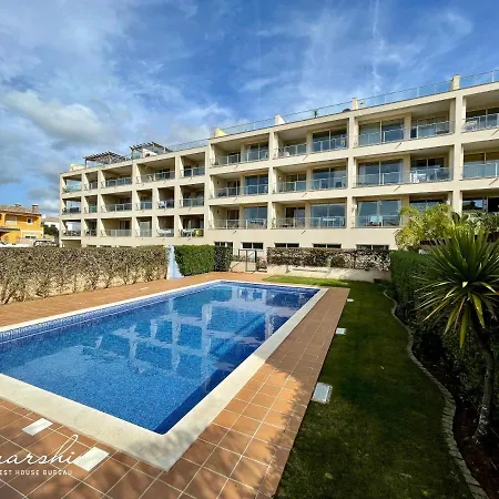 Marshi Apartment